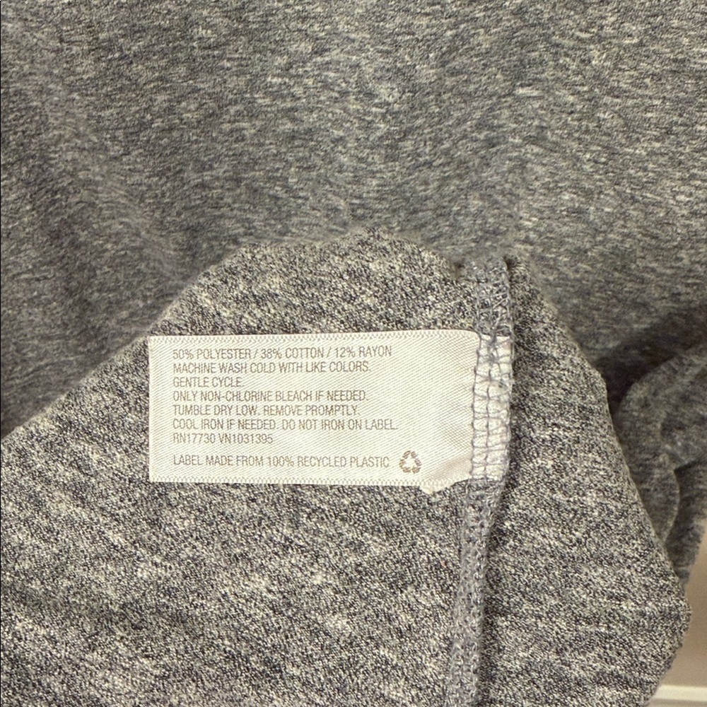 Mossimo Supply Co. Heather Gray Short Sleeve Tee - Picture 5 of 6